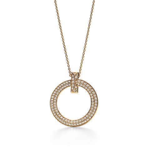 Tiffany T Circle Pendant In 